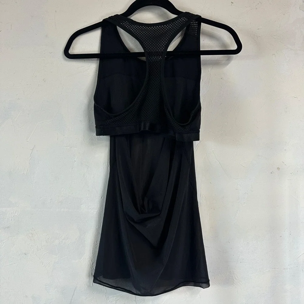 Lululemon Athletic Black Sheer Tank Top With Sports Bra Loose Fit Size 6